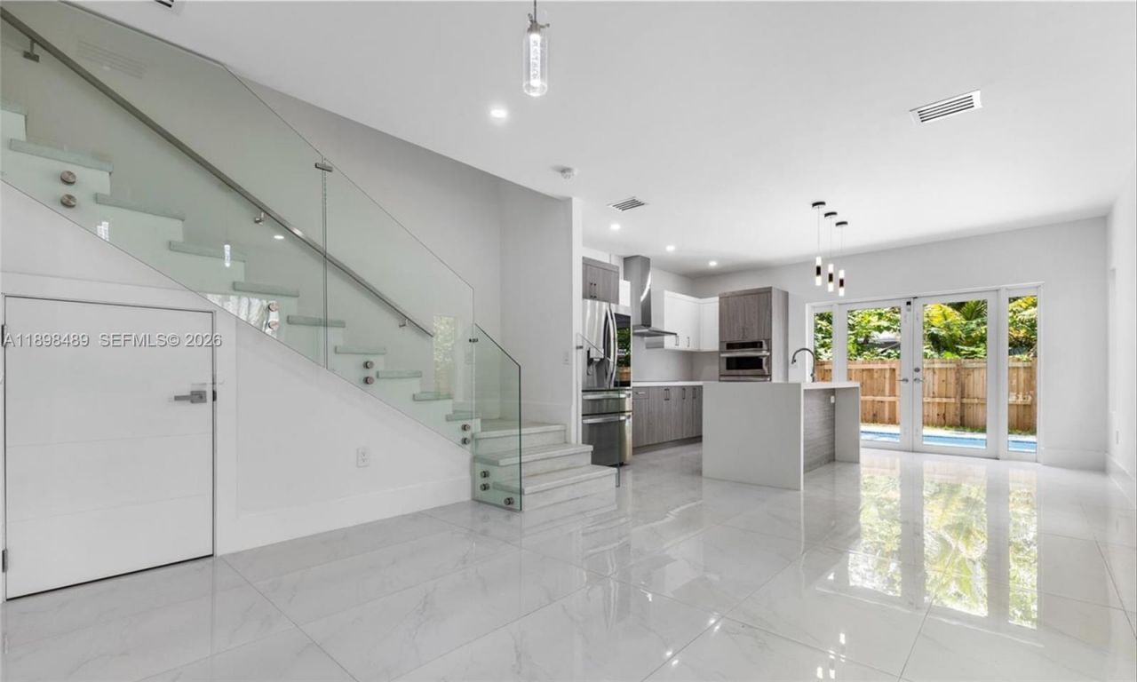 3140 Carter St , Unit 3140, Miami, FL 33133 Photo