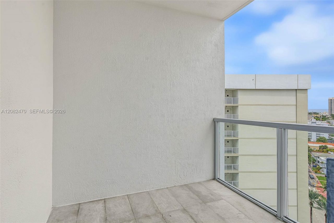 6700 Indian Creek Dr, Unit PH8, Miami Beach, FL 33141 Photo