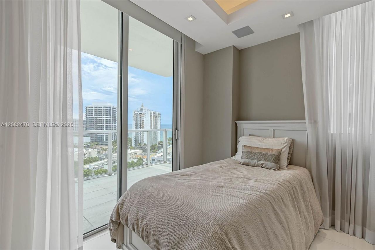 6700 Indian Creek Dr, Unit PH8, Miami Beach, FL 33141 Photo