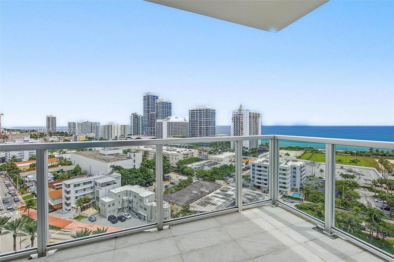6700 Indian Creek Dr, Unit PH8, Miami Beach, FL 33141 Photo