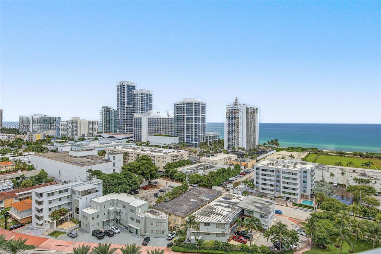 6700 Indian Creek Dr, Unit PH8, Miami Beach, FL 33141 Photo