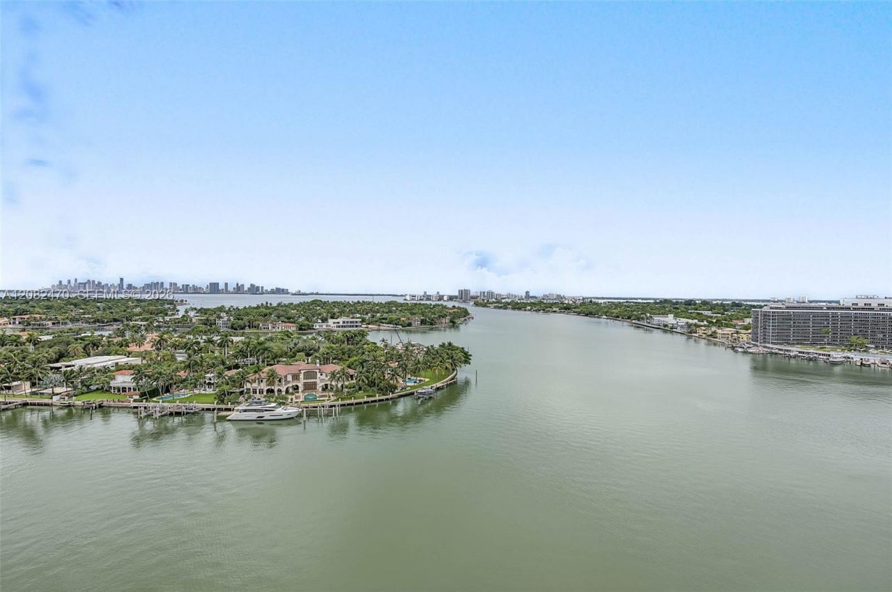 6700 Indian Creek Dr, Unit PH8, Miami Beach, FL 33141 Photo