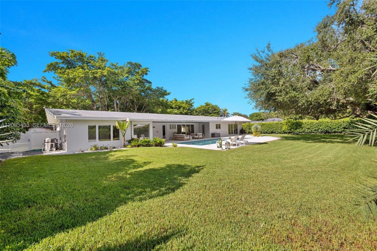 7421 SW 131st St, Pinecrest, FL 33156 Photo