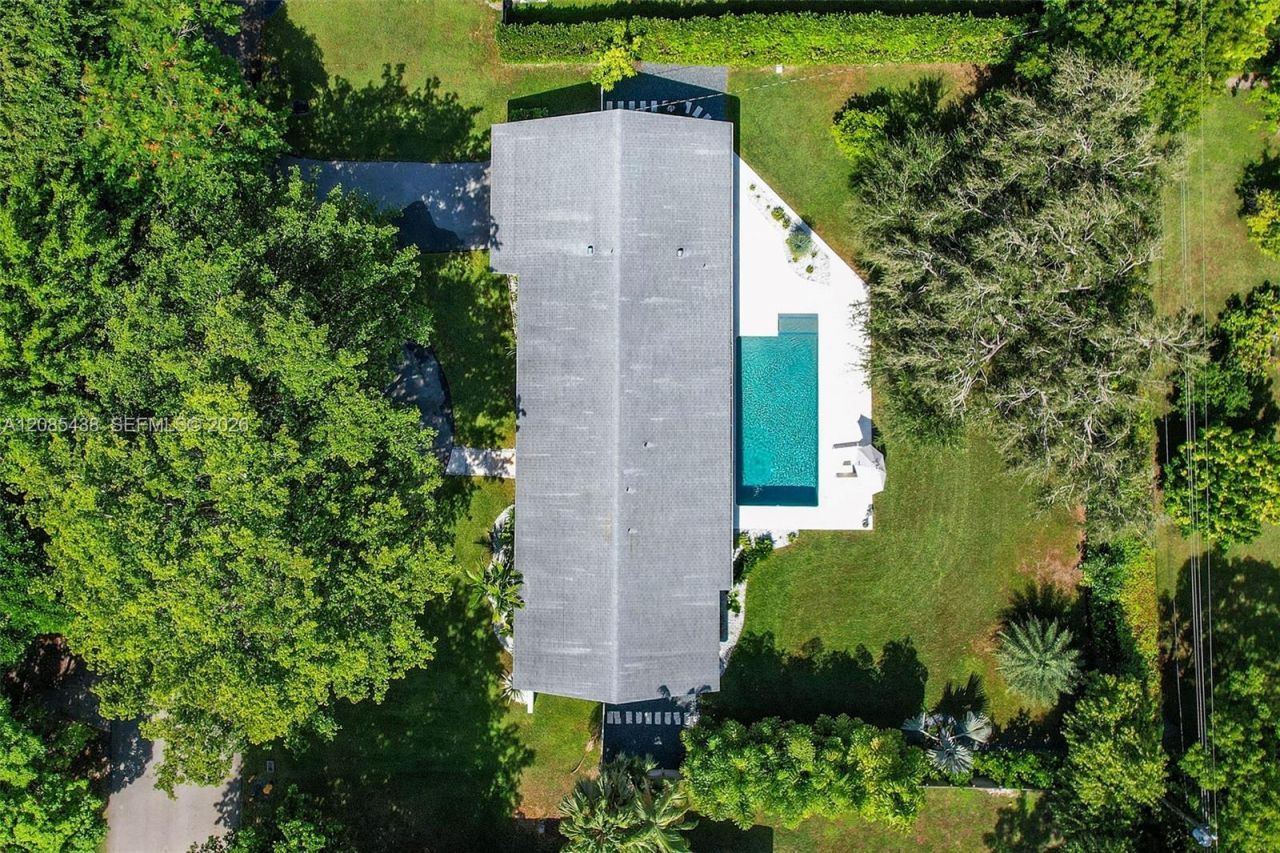 7421 SW 131st St, Pinecrest, FL 33156 Photo