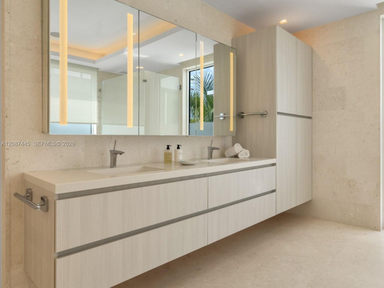 1844 Daytonia Rd , Miami Beach, FL 33141 Photo
