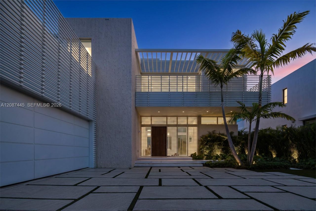 1844 Daytonia Rd , Miami Beach, FL 33141 Photo