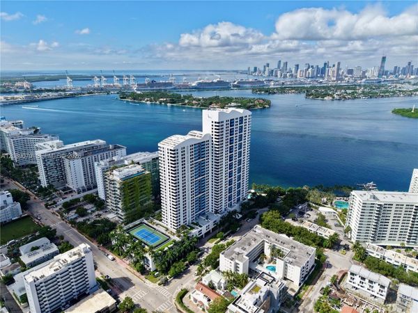 1330 West Ave , Unit 3407, Miami Beach, FL 33139
