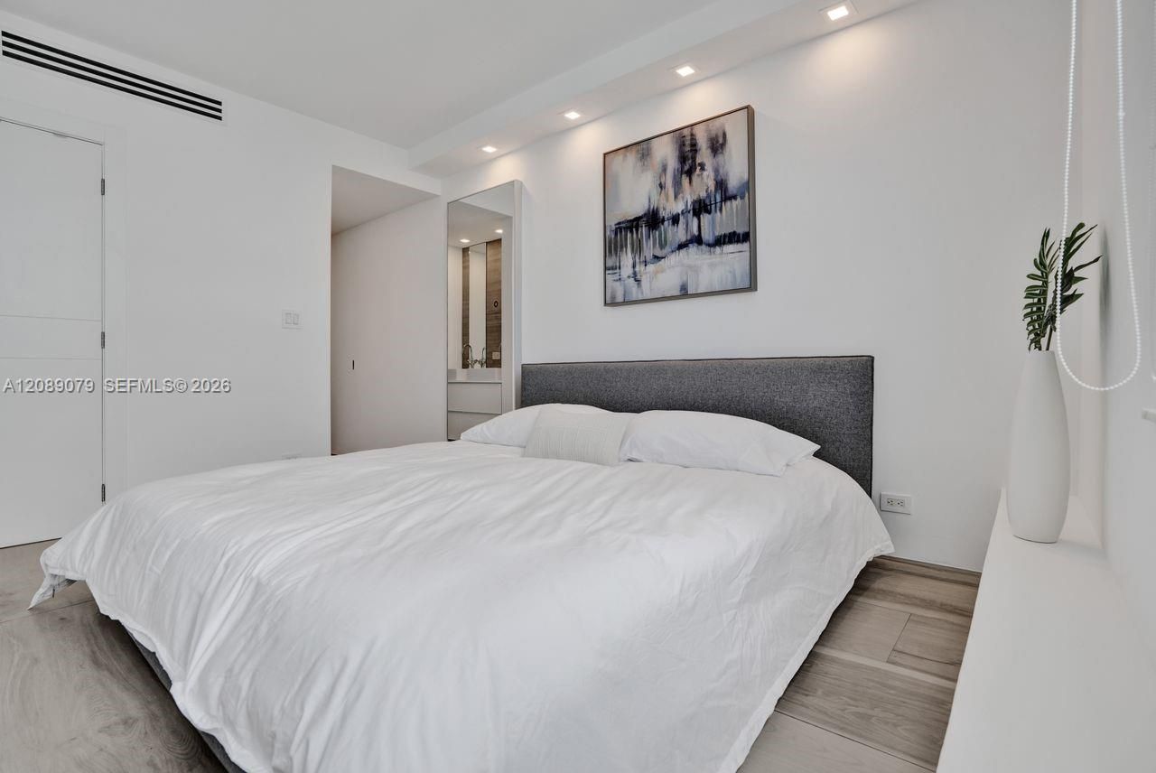 1330 West Ave , Unit 3407, Miami Beach, FL 33139 Photo
