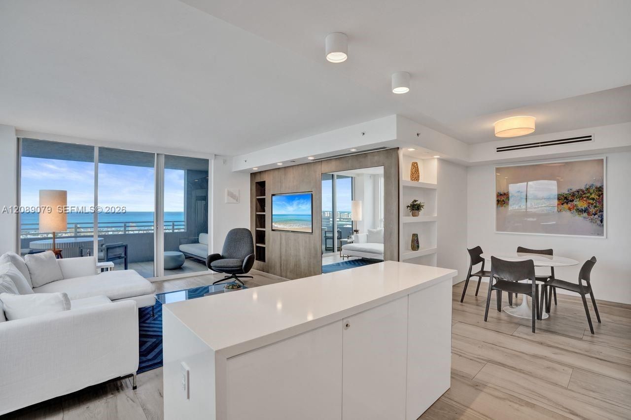 1330 West Ave , Unit 3407, Miami Beach, FL 33139 Photo