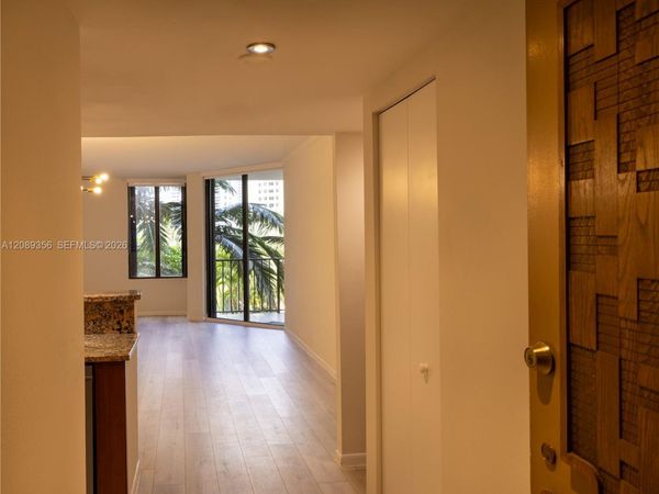 520 Brickell Key Dr , Unit A512, Miami, FL 33131