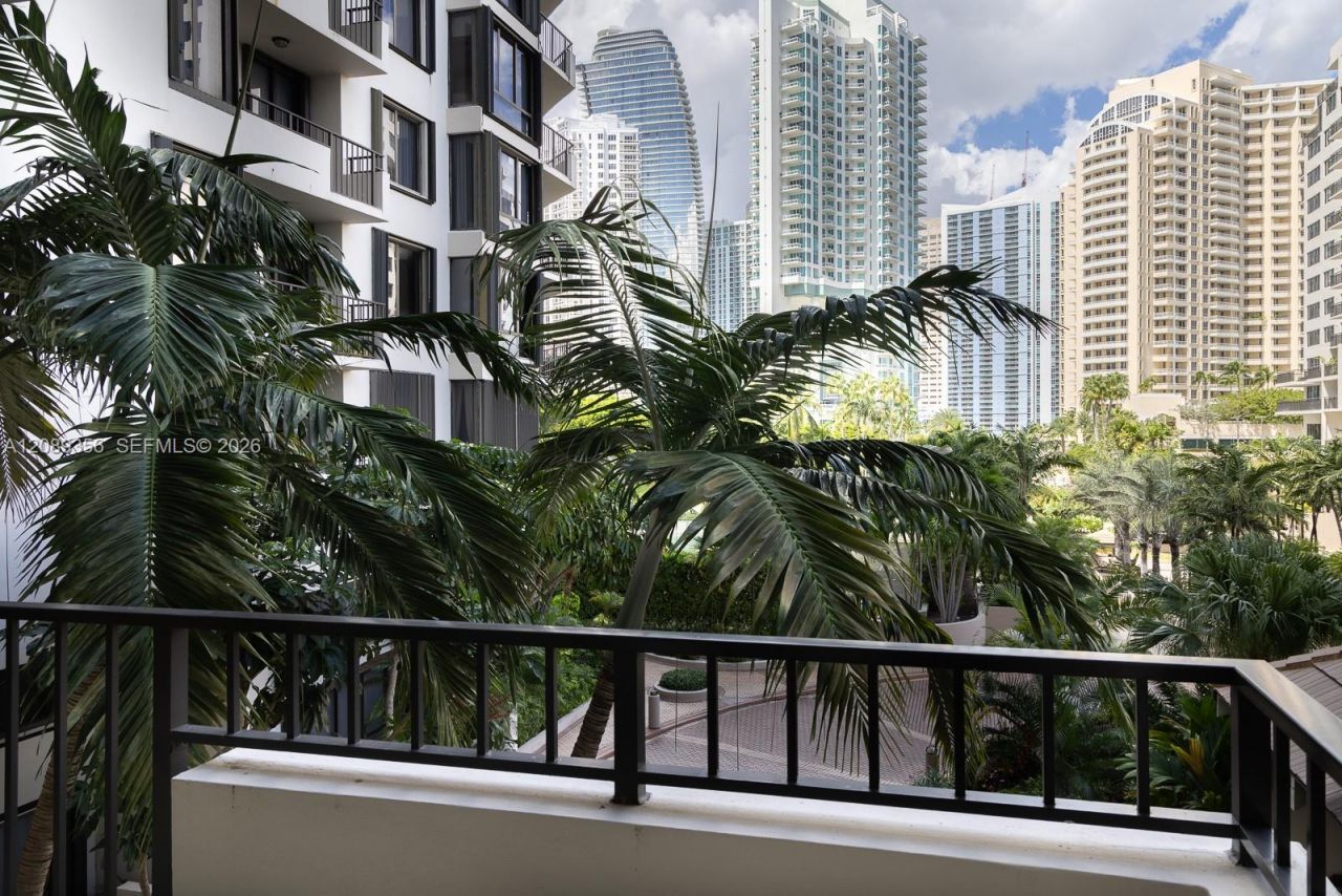 520 Brickell Key Dr , Unit A512, Miami, FL 33131 Photo