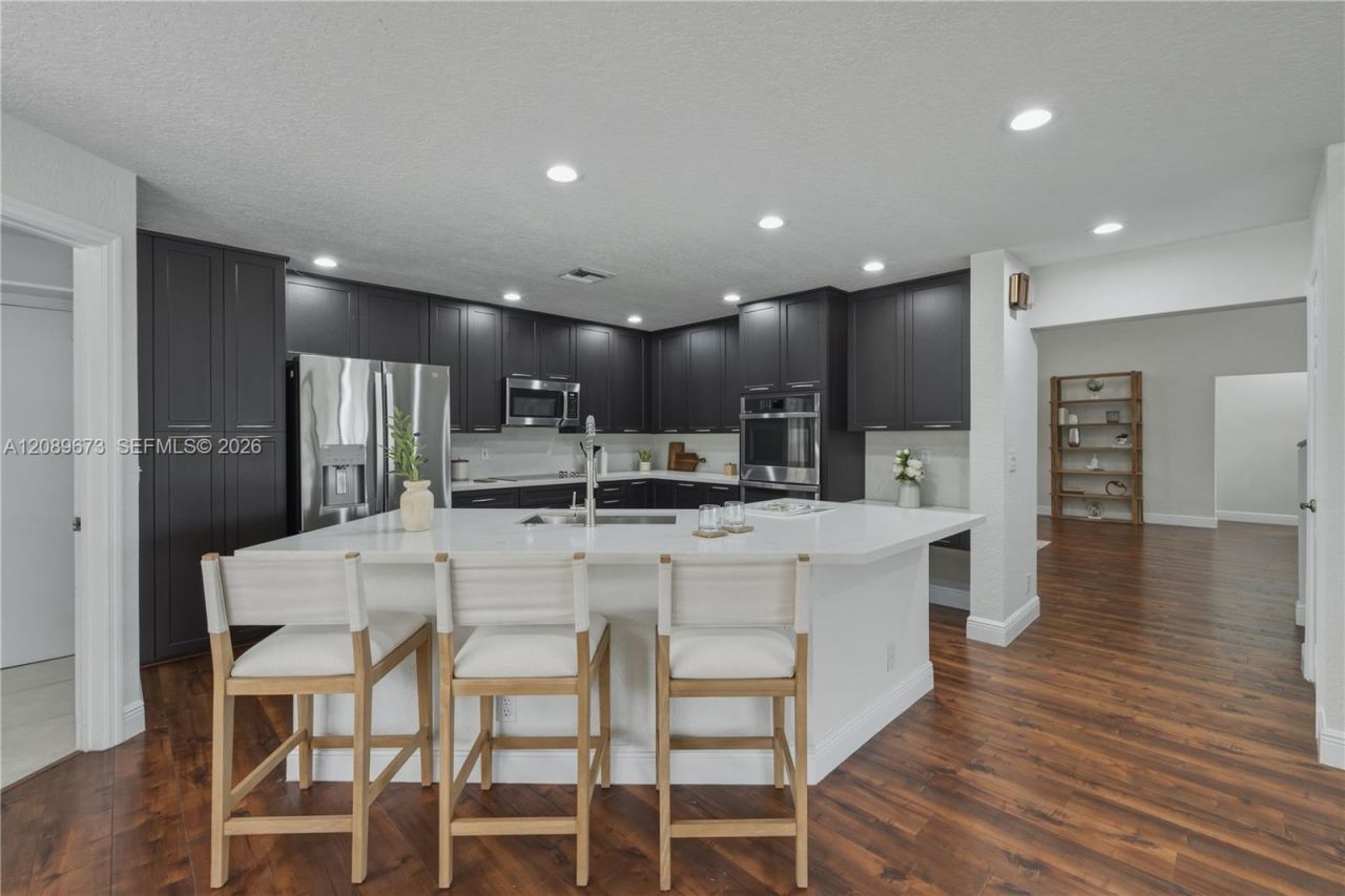 12922 NW 20th St, Pembroke Pines, FL 33028 Photo