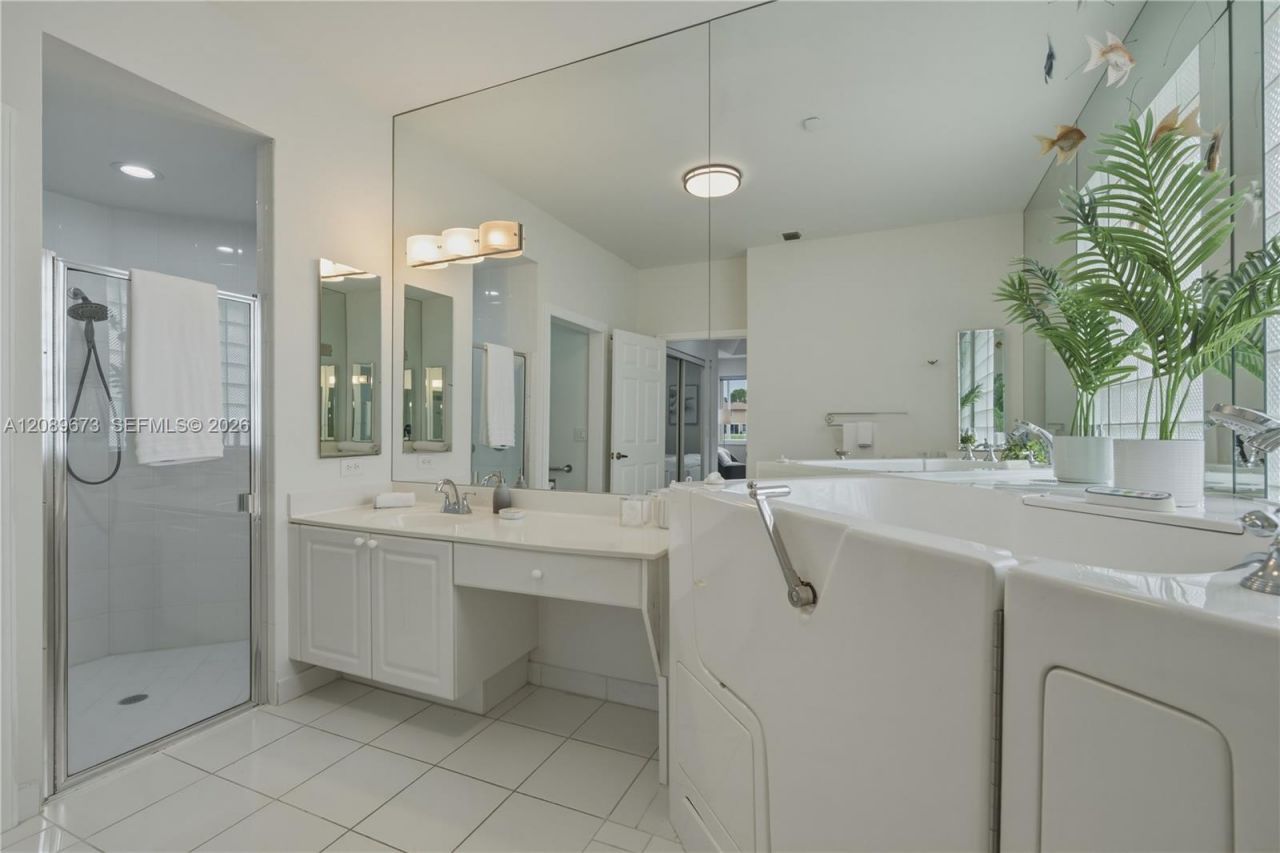 12922 NW 20th St, Pembroke Pines, FL 33028 Photo
