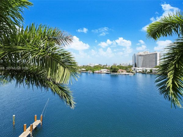 187/4 N Shore Dr , Unit 4, Miami Beach, FL 33141