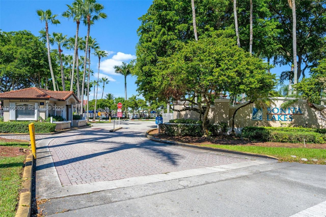Please Call For Address, Miami, FL 33186 Photo