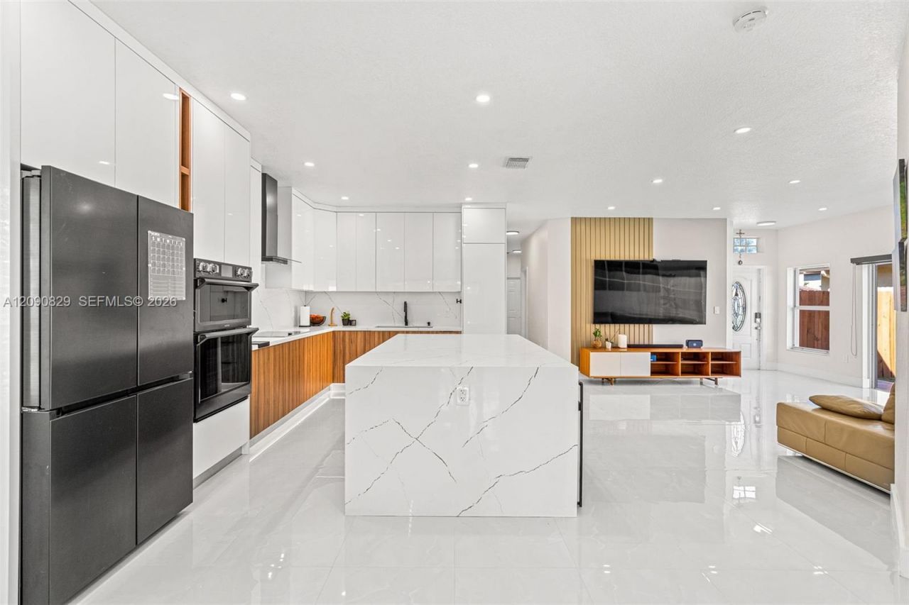 Please Call For Address, Miami, FL 33186 Photo