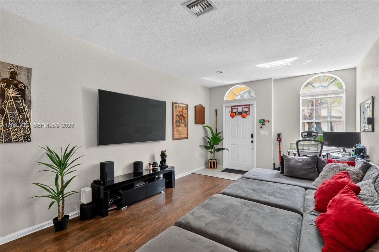 2820 SW 84th Ter, Unit 105, Miramar, FL 33025 Photo
