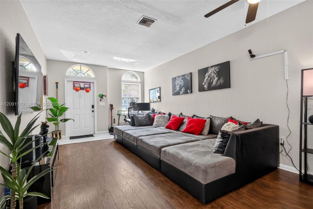 2820 SW 84th Ter, Unit 105, Miramar, FL 33025 Photo