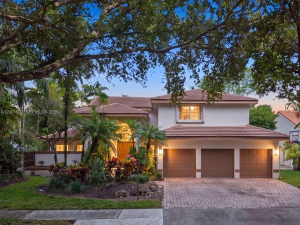 3315 Ottawa Ln, Cooper City, FL 33026