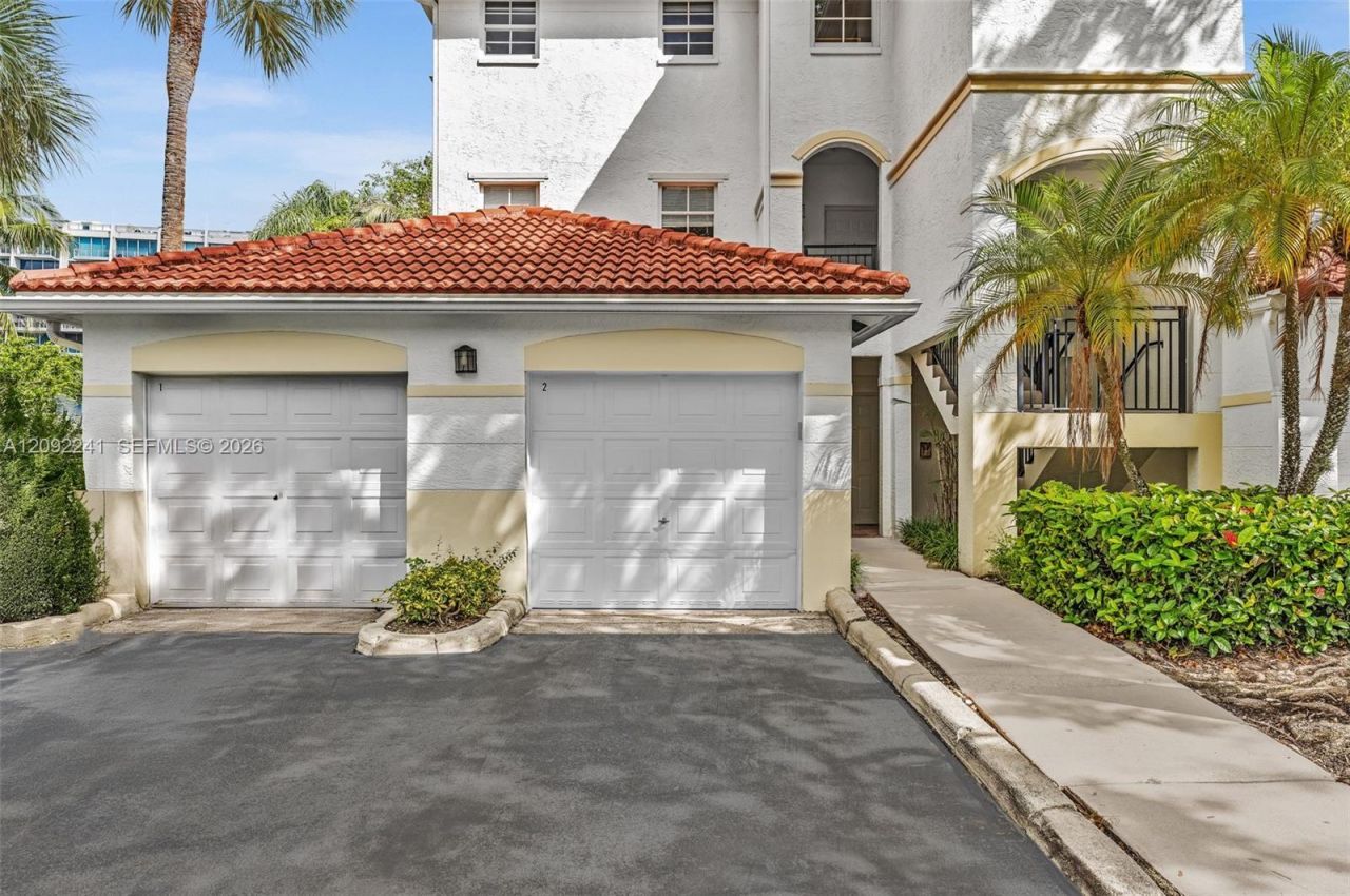 3125 NE 184th St, Unit 1102, Aventura, FL 33160 Photo
