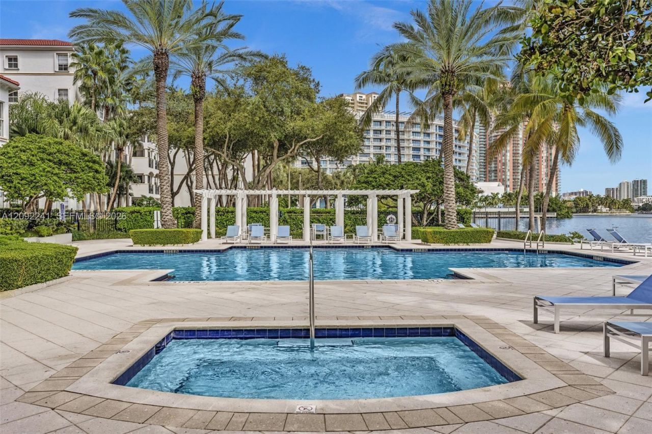 3125 NE 184th St, Unit 1102, Aventura, FL 33160 Photo