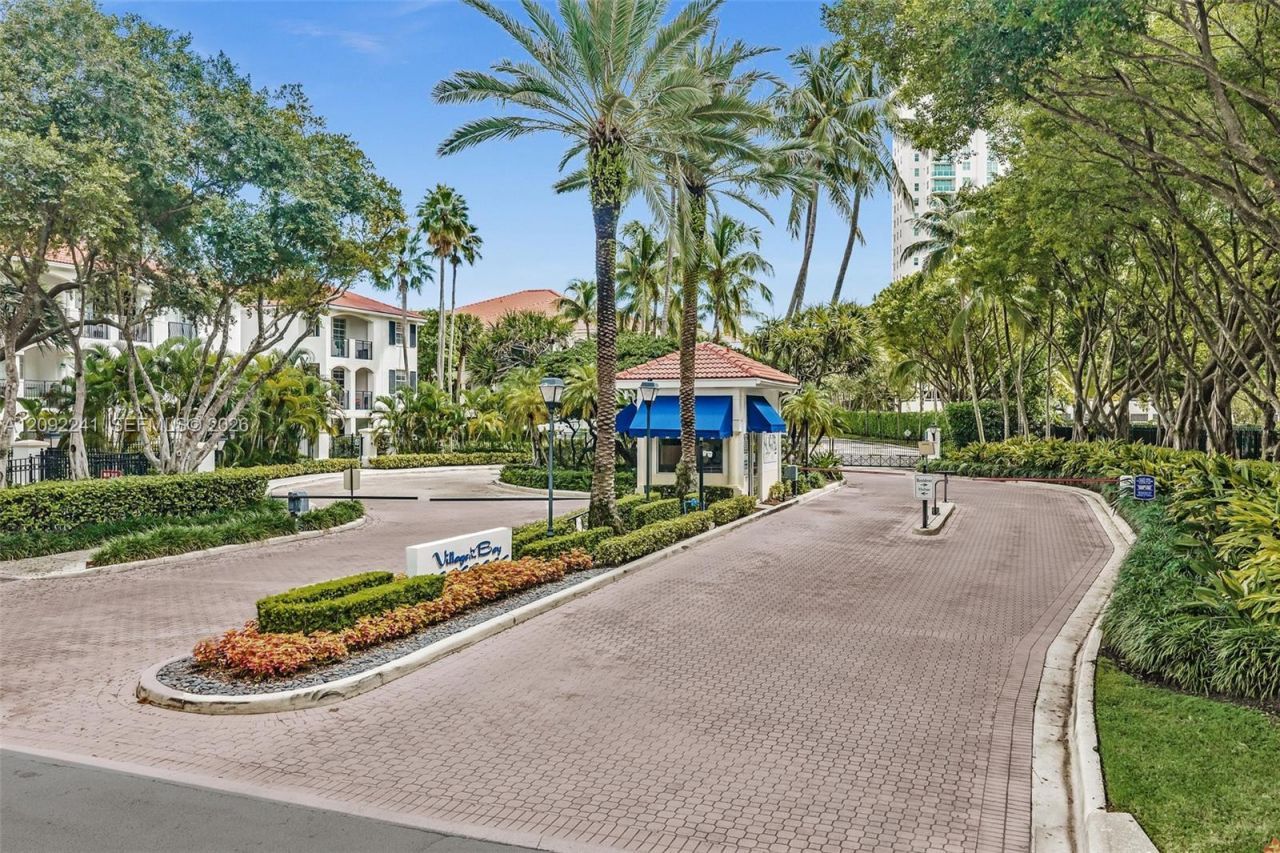 3125 NE 184th St, Unit 1102, Aventura, FL 33160 Photo