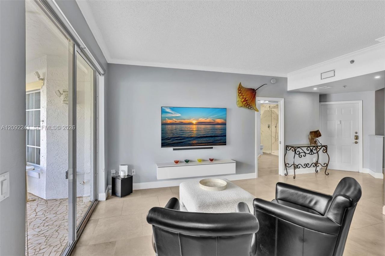 3125 NE 184th St, Unit 1102, Aventura, FL 33160 Photo