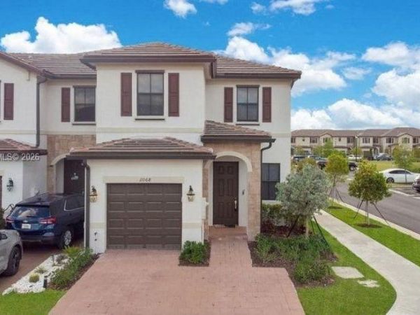 11068 W 33rd Ct , Unit 11068, Hialeah, FL 33018
