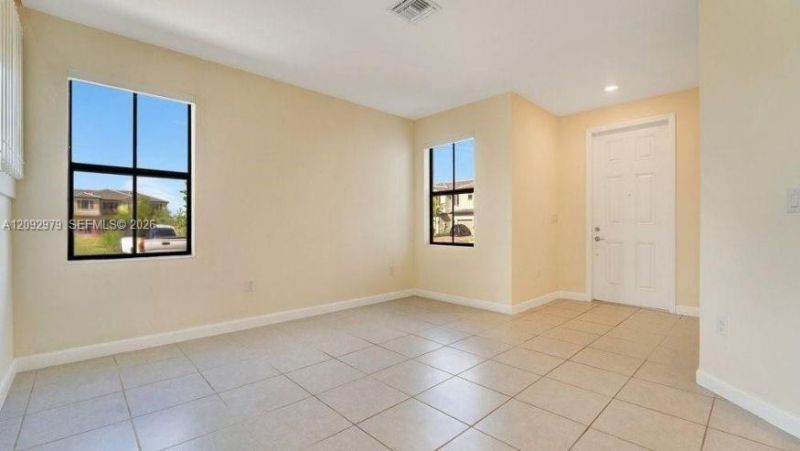 11068 W 33rd Ct , Unit 11068, Hialeah, FL 33018 Photo