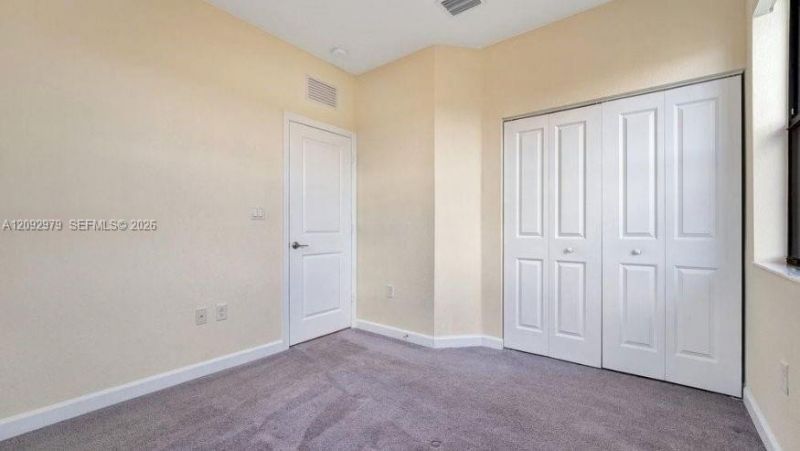11068 W 33rd Ct , Unit 11068, Hialeah, FL 33018 Photo