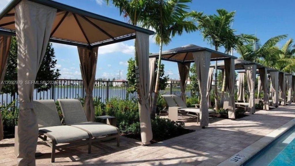 11068 W 33rd Ct , Unit 11068, Hialeah, FL 33018 Photo