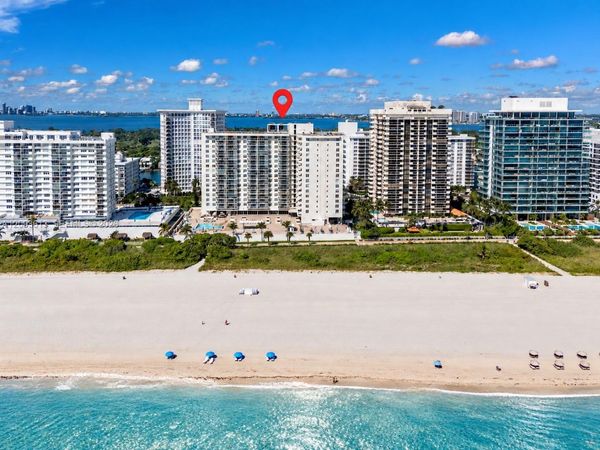 5701 Collins Ave , Unit 1007, Miami Beach, FL 33140