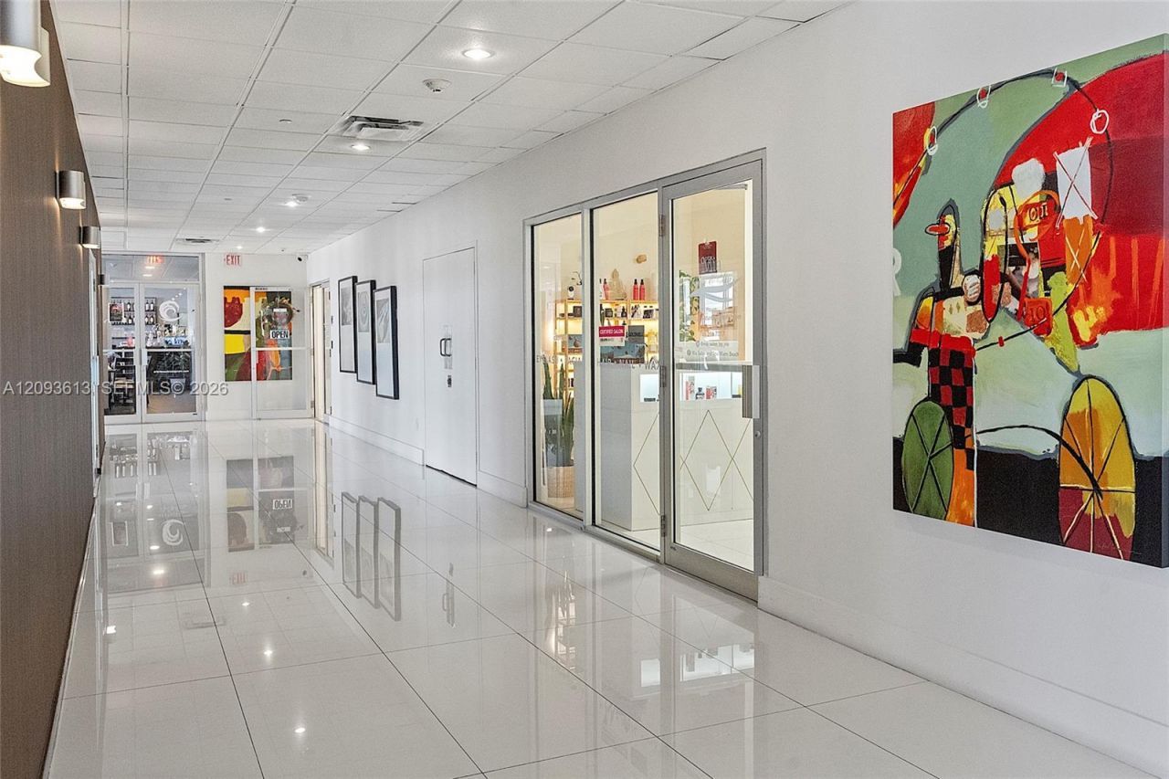 5701 Collins Ave , Unit 1007, Miami Beach, FL 33140 Photo