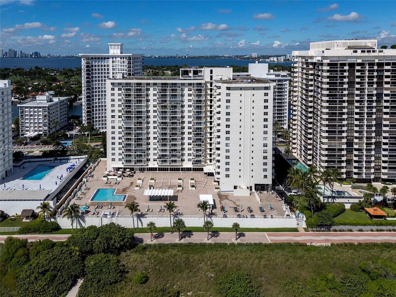 5701 Collins Ave , Unit 1007, Miami Beach, FL 33140 Photo