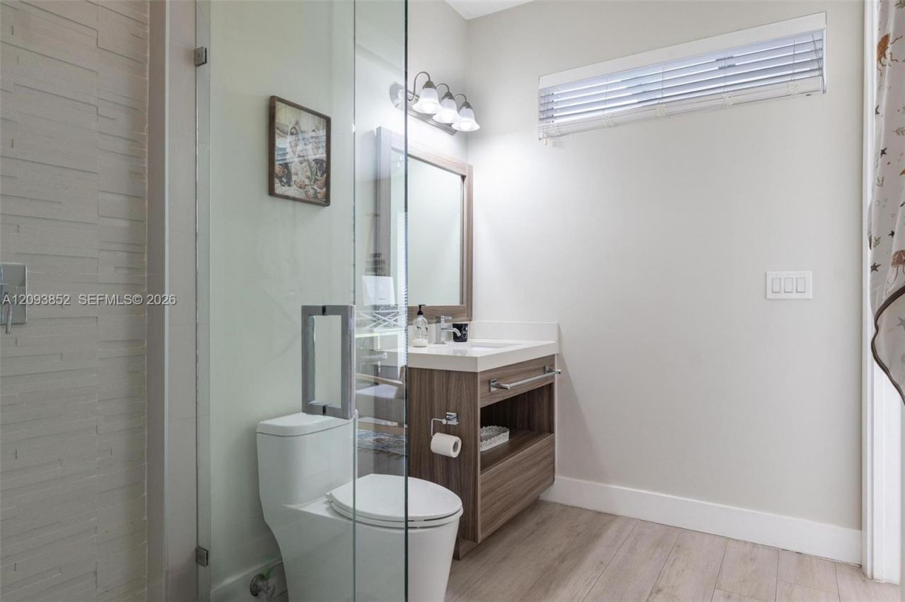 3448 SW 23rd St , Unit 3448, Miami, FL 33145 Photo