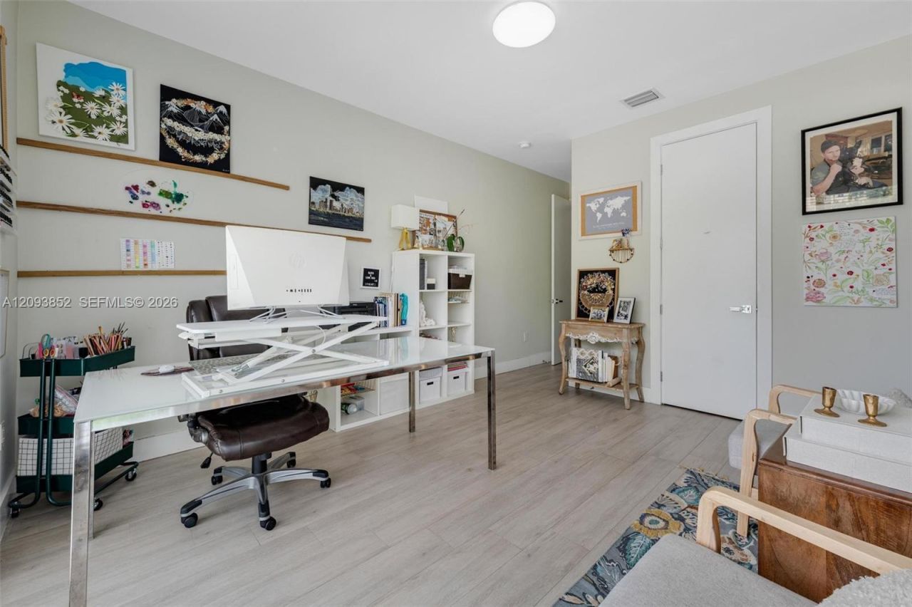 3448 SW 23rd St , Unit 3448, Miami, FL 33145 Photo