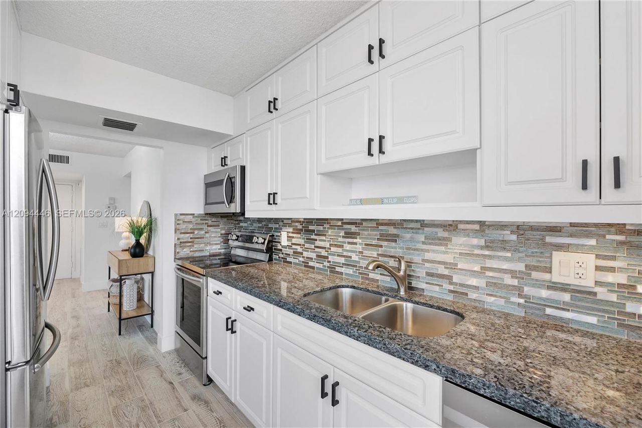 2639 N Riverside Dr , Unit 806, Pompano Beach, FL 33062 Photo