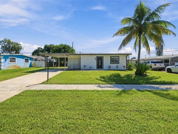 1944 Baythorne Rd , West Palm Beach, FL 33415