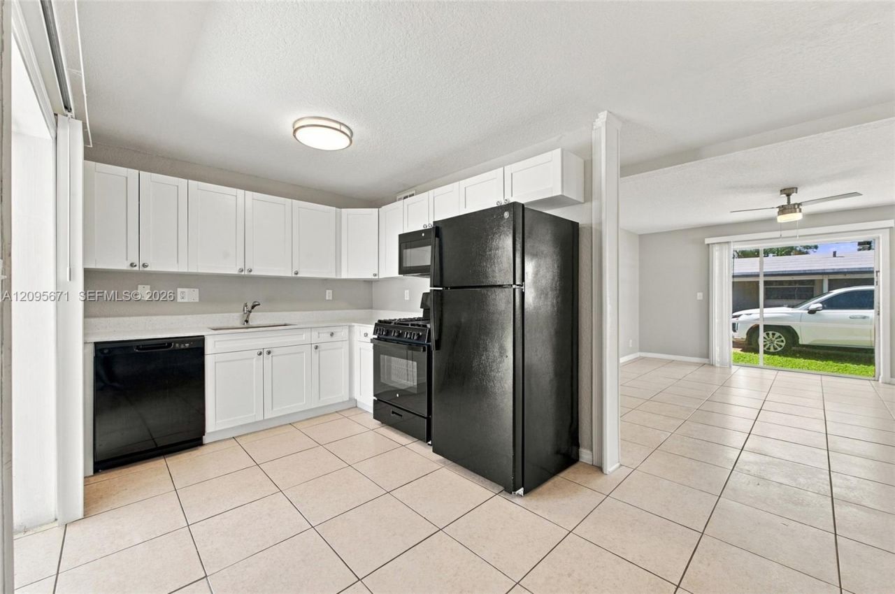 1944 Baythorne Rd , West Palm Beach, FL 33415 Photo