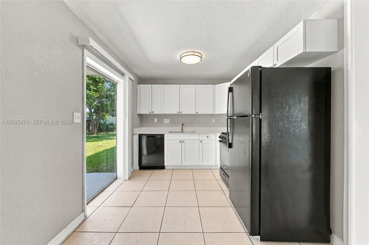 1944 Baythorne Rd , West Palm Beach, FL 33415 Photo