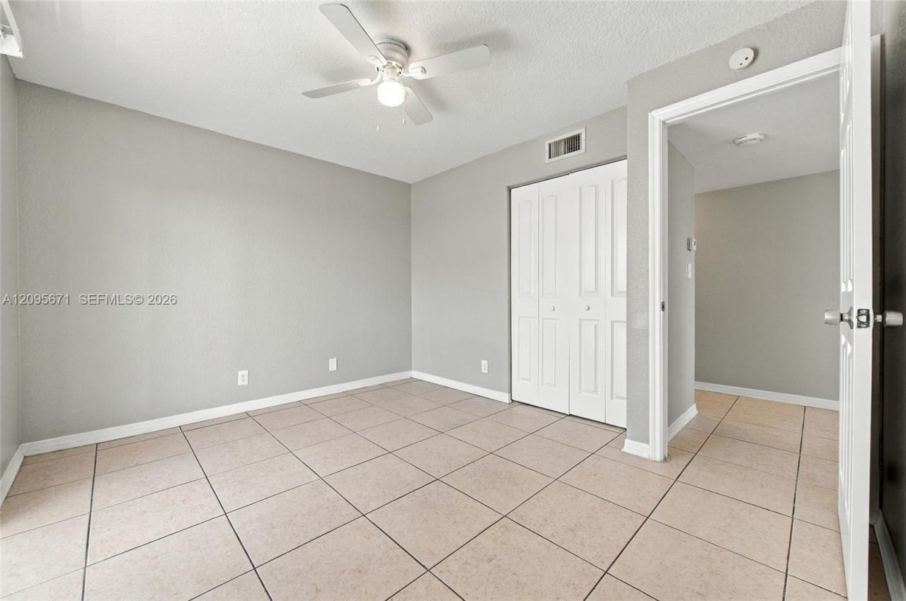1944 Baythorne Rd , West Palm Beach, FL 33415 Photo