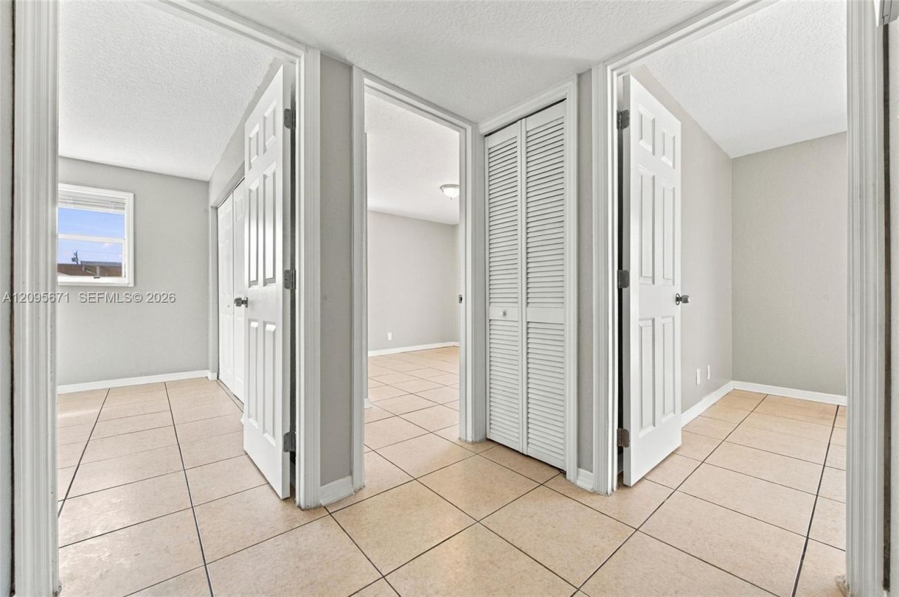 1944 Baythorne Rd , West Palm Beach, FL 33415 Photo