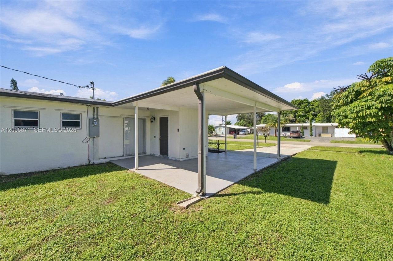 1944 Baythorne Rd , West Palm Beach, FL 33415 Photo