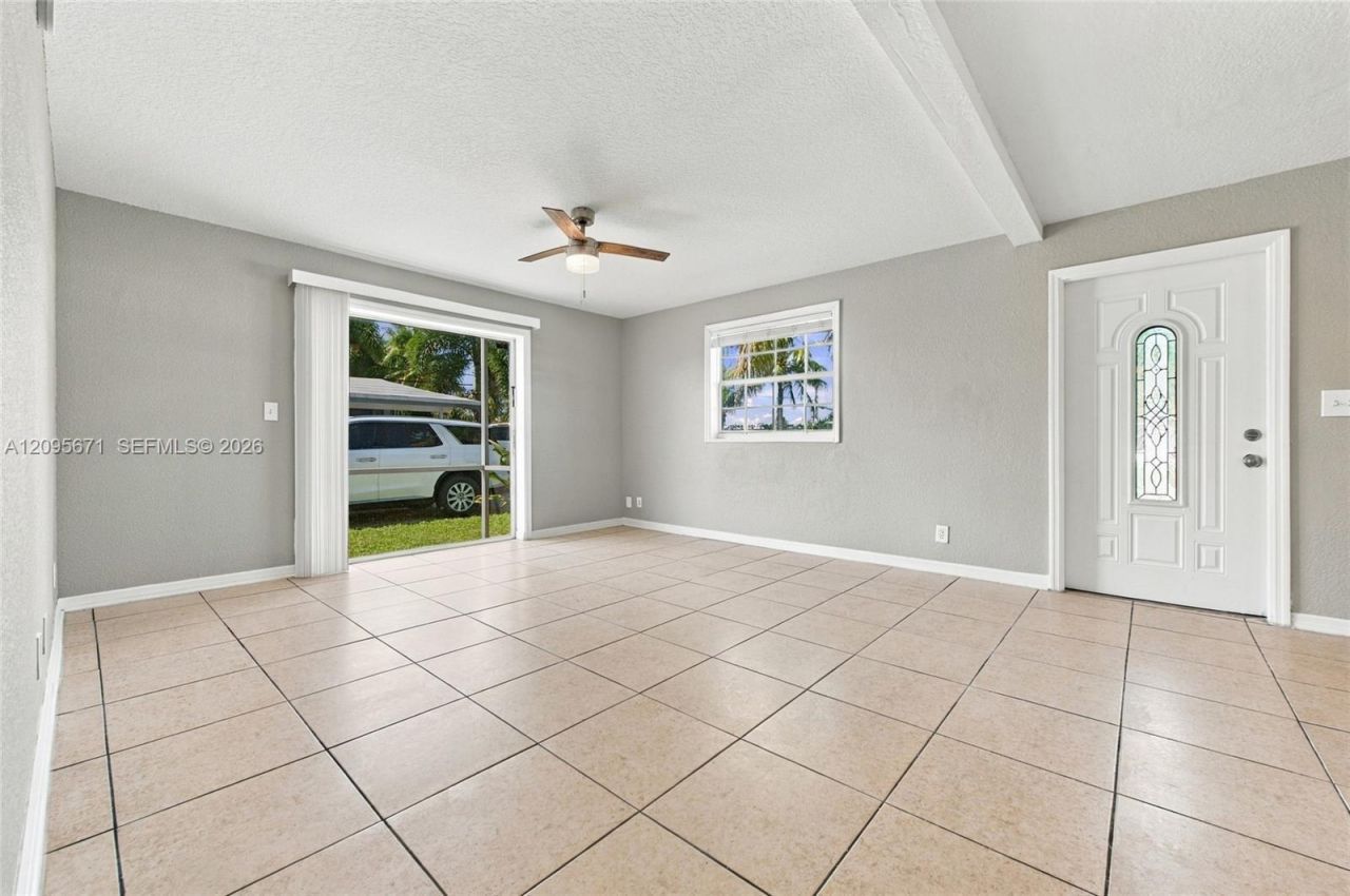 1944 Baythorne Rd , West Palm Beach, FL 33415 Photo