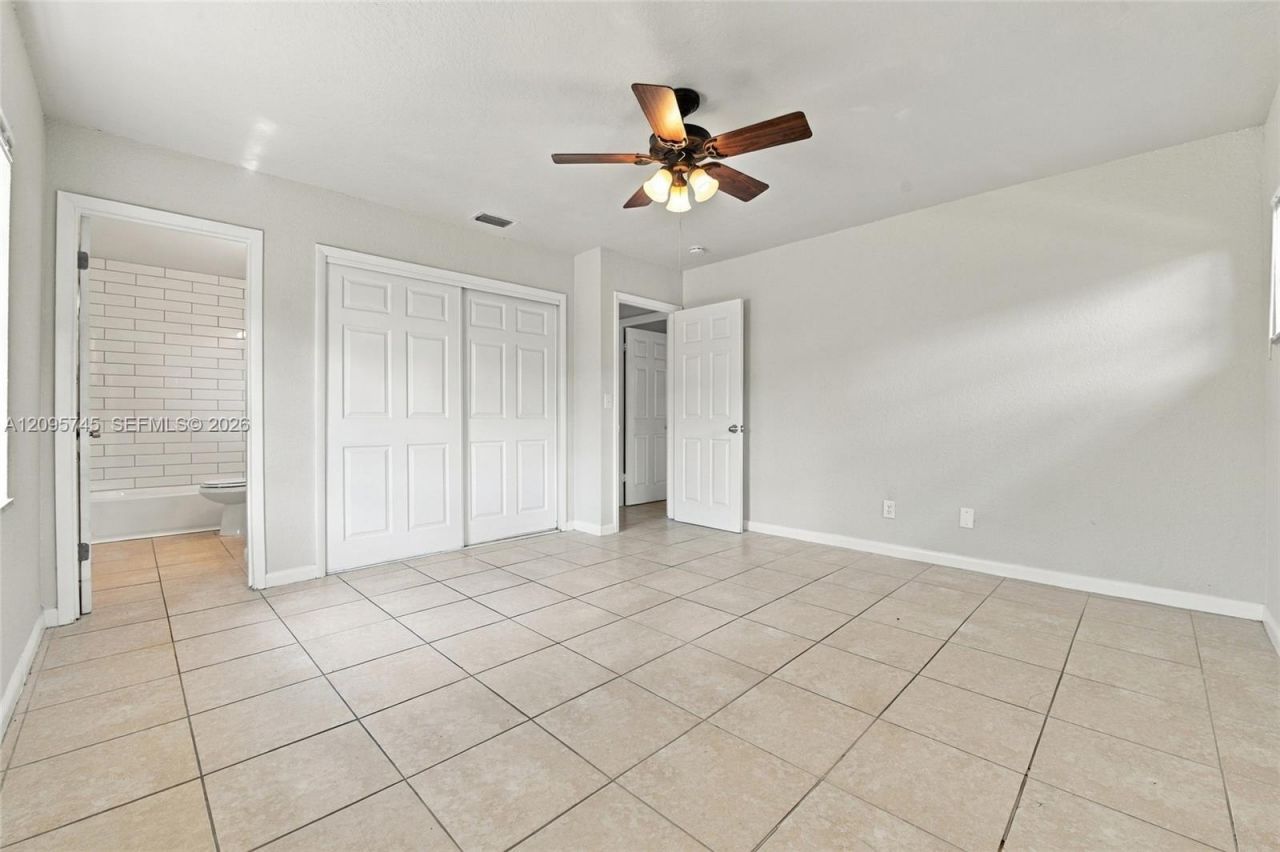392 NW Ferris Dr, Port Saint Lucie, FL 34983 Photo