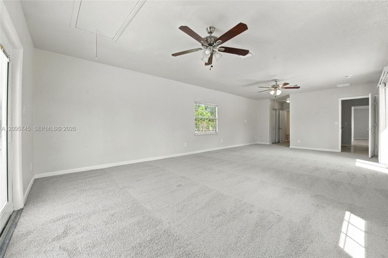 392 NW Ferris Dr, Port Saint Lucie, FL 34983 Photo