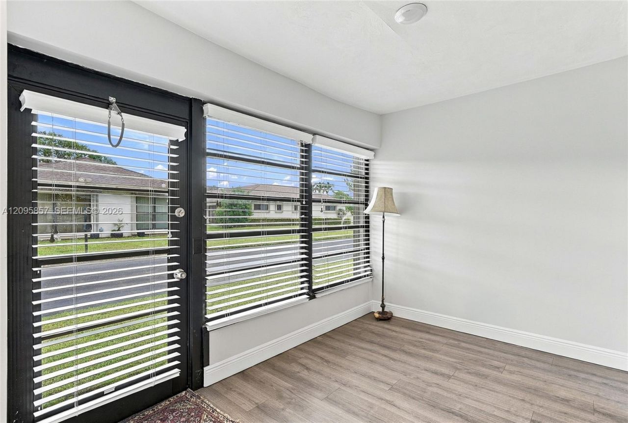 4865 Equestrian Rd , Unit B, Boynton Beach, FL 33436 Photo