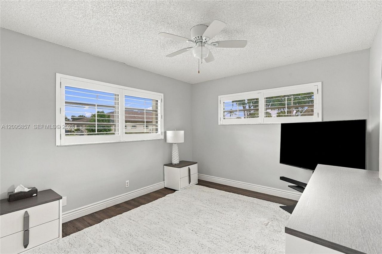 4865 Equestrian Rd , Unit B, Boynton Beach, FL 33436 Photo
