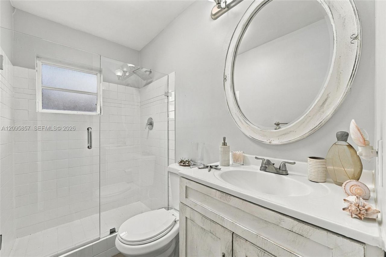 4865 Equestrian Rd , Unit B, Boynton Beach, FL 33436 Photo