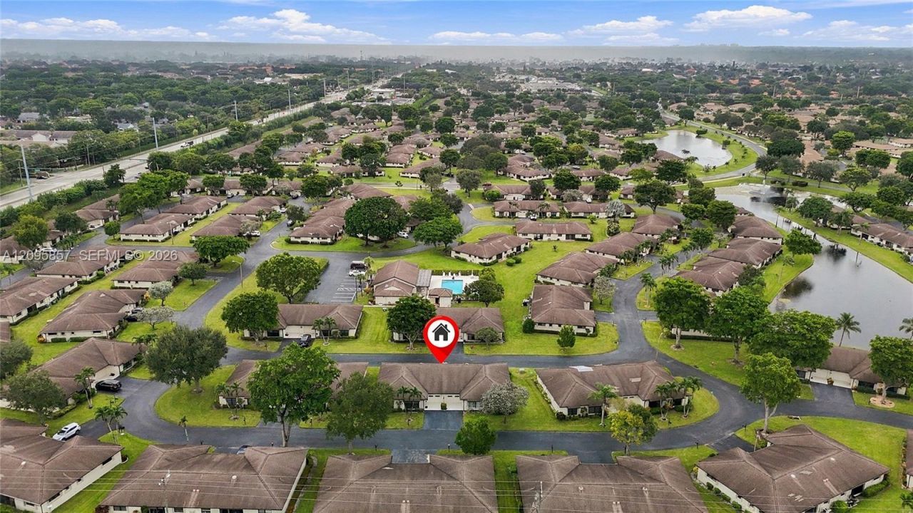 4865 Equestrian Rd , Unit B, Boynton Beach, FL 33436 Photo